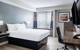 Microtel Inn & Suites By Wyndham Kanata Ottawa West